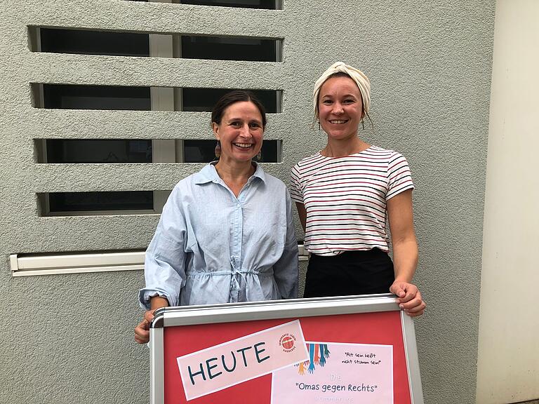 Die Organisatorinnen Jennifer Nüsslein und Julia Rüdiger: 'Demokratie muss gelebt werden und für jeden erfahrbar sein'.