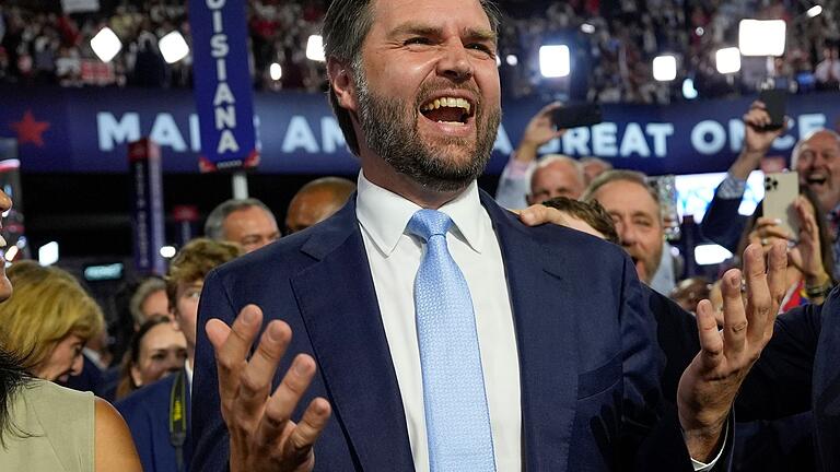 Wahlkampf in den USA - Parteitag der Republikaner - J.D. Vance wurde von Trump zum Vizekanidaten auserkoren. Wahlkampf in den USA - Parteitag der Republikaner - J.D. Vance wurde von Trump zum Vizekanidaten auserkoren.