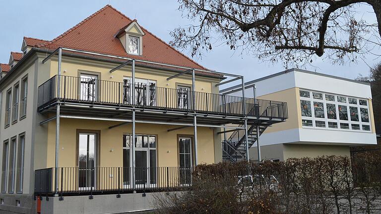 Frisch saniert: das Spa Badehaus und das Schwimmbad in Bad Bockelt. Frisch saniert: das Spa Badehaus und das Schwimmbad in Bad Bockelt.
