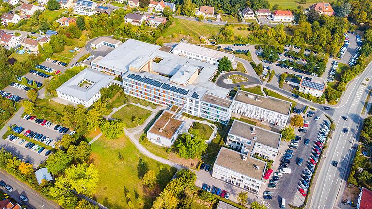 Millionenprojekt am Haßfurter Krankenhaus im Verzug: Warum der Bau des neuen OP-Trakts auch 2023 nicht beginnt Millionenprojekt am Haßfurter Krankenhaus im Verzug: Warum der Bau des neuen OP-Trakts auch 2023 nicht beginnt