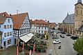 Der Gestaltungswettbewerb für den Gerolzhöfer Marktplatz ist beendet. Der Entwurf des Münchner Büros Realgrün ist nun die verbindliche Grundlage für die folgende Umsetzungsplanung und die Ausschreibung. Frühestens im Herbst 2023 werden die Bauarbeiten nach Schätzung der Stadt beginnen.