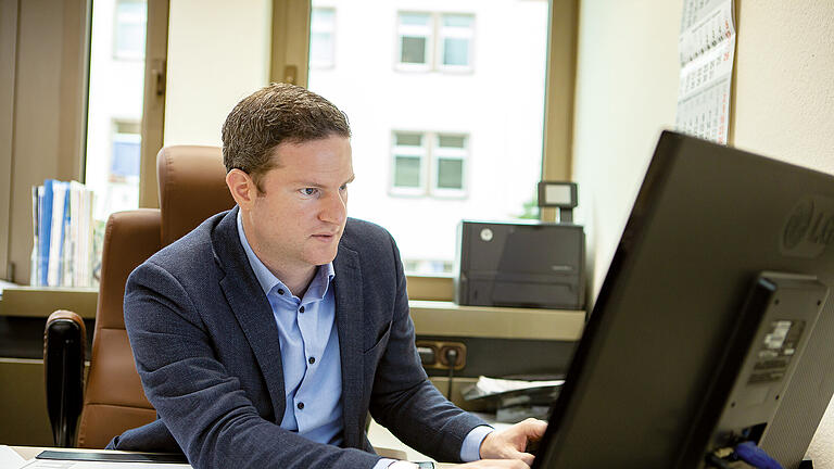 Aron Schuster, Direktor der Zentralwohlfahrtsstelle der Juden in Deutschland., und in dieser Position verantwortlich für das Bad Kissinger Kurheim Beni Bloch.       -  Aron Schuster, Direktor der Zentralwohlfahrtsstelle der Juden in Deutschland., und in dieser Position verantwortlich für das Bad Kissinger Kurheim Beni Bloch.