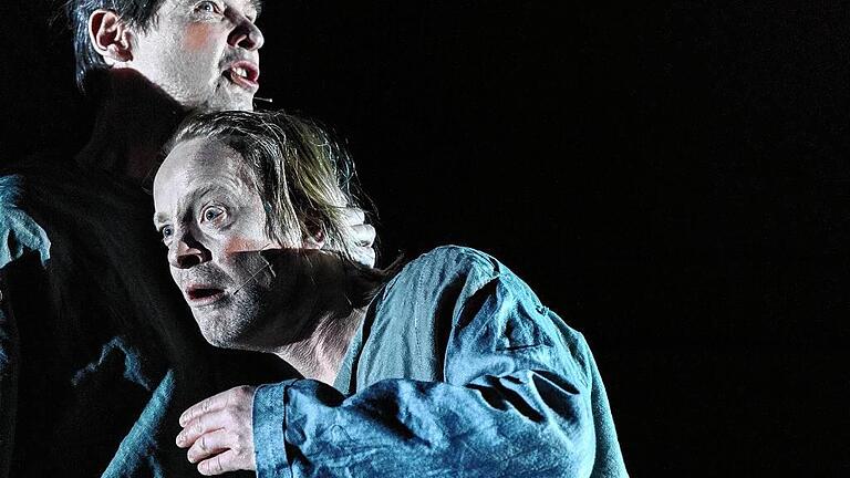 Szene aus Tom Waits Neufassung von Georg Büchners „Woyzeck“, in Schweinfurt gespielt vm Theater Wasserburg. Szene aus Tom Waits Neufassung von Georg Büchners „Woyzeck“, in Schweinfurt gespielt vm Theater Wasserburg.