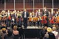 Jugendsinfonieorchester der Rheinischen Musikschule Köln gastiert in der Wandelhalle       -  (pm)   Am Freitag, 25. Oktober, um 19.30 Uhr gastiert das Jugendsinfonieorchesters der Rheinischen Musikschule Köln in Bad Mergentheim. Seit über 20 Jahren finden diese hochkarätigen Konzerte in der Wandelhalle statt. Ab 19.30 Uhr spielen die jungen Musiker bei freiem Eintritt unter der Leitung von Alvaro und Egon Joseph Palmen das Herbstprogramm mit Werken von Giuseppe Verdi, Aram Khachaturian und Pjotr Iljitsch Tschaikowsky, teilt die Stadtverwaltung in einer Presseerklärung mit. Das Jugendsinfonieorchester der Rheinischen Musikschule wurde 1976 von Egon-Joseph Palmen anlässlich einer szenischen Aufführung der Mozart-Oper &bdquo;La finta giardiniera&ldquo; bei den &bdquo;Brauweiler Festwochen&ldquo; gegründet. Damals noch 35 Mitglieder zählend, ist das Orchester inzwischen auf etwa 100 jugendliche Musiker im Alter von 13 bis 24 Jahren angewachsen, wovon viele Preisträger der Wettbewerbe &bdquo;Jugend musiziert&ldquo; und Mitglieder anderer herausragender Jugendorchester sind. Jährlich werden zwei bis drei sinfonische Programme einstudiert. Den Konzerten geht eine intensive Probenarbeit, auch während der Schulferien, voraus. Die Ergebnisse seiner Arbeit hat das Jugendsinfonieorchester in zahlreichen Konzerten in Köln und Umgebung unter Beweis gestellt. Weitere bedeutende Auftritte des Orchesters fanden in Frankreich (Fréjus, Paris, Antibes, Lille, Etampes und Juvisy), Belgien (Brüssel und Hasselt), in den Niederlanden (Rotterdam), Italien (Toscana) sowie in der Tschechischen Republik (Brno und Prag) statt. Viele ehemalige Mitglieder des Jugendsinfonieorchesters der Rheinischen Musikschule haben Musik zu ihrem Beruf gemacht.