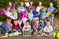 Die 16 Schulanfänger der Grundschule Steinfeld.