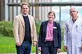 Die Chefs an der Spitze des Rhön-Klinikums in Bad Neustadt: (v.li.)&nbsp; Dr. Stefan Stranz, Finanzchef der Rhön-Klinikum AG und Sprecher der Geschäftsführung, die Geschäftsführende Direktorin Hannah Gilles und der Ärztliche Direktor Prof. Sebastian Kerber.&nbsp;