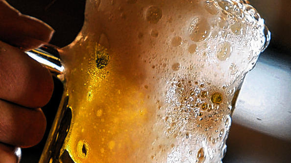 Diesmal zu wenig: Weil der Eiweißgehalt in der Braugerste heuer ungewöhnlich niedrig ist, wird es vermutlich weniger Schaum auf dem Bier geben.