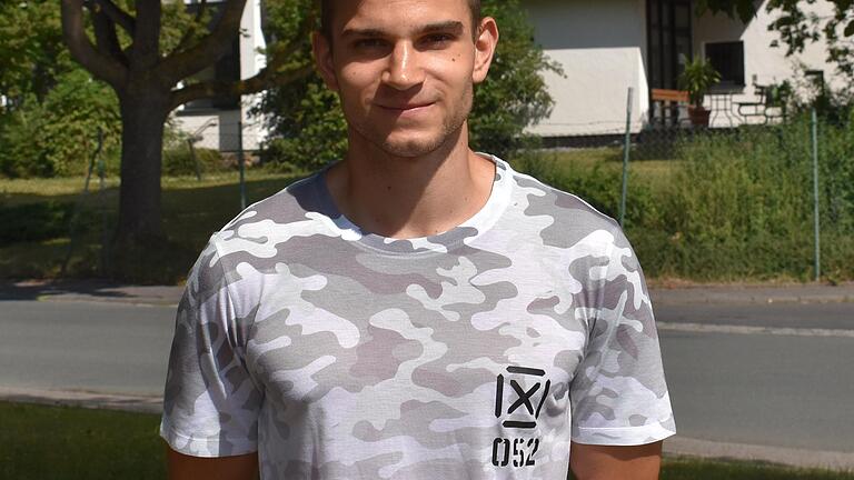 Freut sich auf eine mögliche Meisterfeier bei seinem Ex-Klub SpVgg Althausen-Aub: Lennart Seufert. Freut sich auf eine mögliche Meisterfeier bei seinem Ex-Klub SpVgg Althausen-Aub: Lennart Seufert.