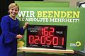 Die Grünen zählen Tage und Stunden bis zum erhofften Ende der absoluten CSU-Mehrheit in Bayern. Im Bild Spitzenkandidatin Katharina Schulze beim Landesparteitag in Hirschaid