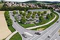 So könnte der Edeka mit Tankstelle und Getränkemarkt am Ortsrand von Uettingen aussehen. Die Tankstelle ist links neben dem Markt geplant.