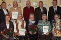 Ehrungen beim Gartenbau- und Ortsverschönerungsverein Marktsteft: Hannelore Hoffmann, Annemarie Vogel, Christa Friedlein, Christa Vogel und Wilhelm Kleinschrod (vorne von links); Thomas Reichert, Oswald Weckert, Robert Meyer, Walter Kistner und Thomas Hetterich (hinten von links).