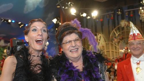 Fastnacht in Frank       -  Barbara Stamm mit Tochter Sissi.