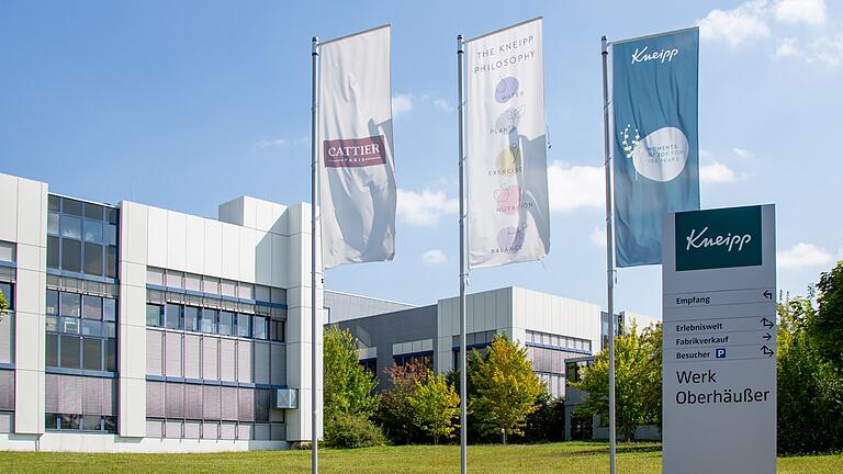 Die Geschäfte laufen gut bei Kneipp in Ochsenfurt, dem führenden deutschen Hersteller von Badezusätzen. In den kommenden beiden Jahren soll die Produktionsfläche verdoppelt werden. Die Geschäfte laufen gut bei Kneipp in Ochsenfurt, dem führenden deutschen Hersteller von Badezusätzen. In den kommenden beiden Jahren soll die Produktionsfläche verdoppelt werden.