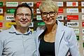 Andrea Behr (rechts) ist neue Vorsitzende des FV 04 Würzburg. Auf der außerordentlichen Mitgliederversammlung in der FV-Gaststätte in der Mainaustraße wählten die Mitglieder die 53-Jährige ins Amt. Roland Metz (links) wurde auf Antrag von Reinhard Peter zum FV-Ehrenvorsitzenden ernannt.