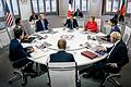 KINA - Wichtige Politiker an einem Tisch       -  Vereint am runden Tisch &ndash; die Teilnehmer des G7-Treffens in Biarritz bei einer Arbeitssitzung.
