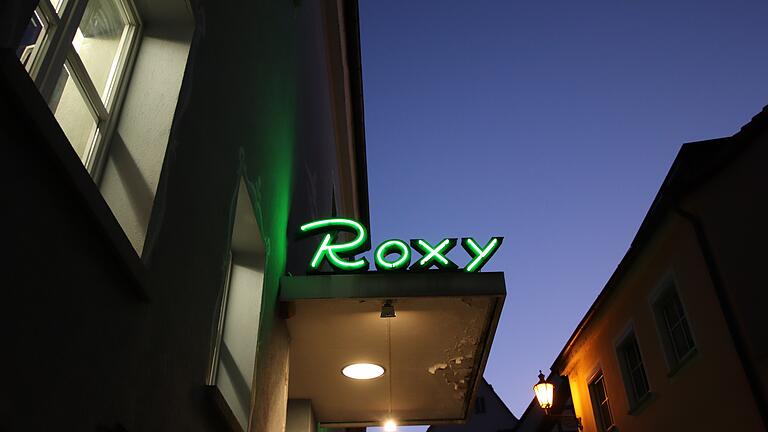 Aktuell sind im Roxy in Kitzingen die Lichter aus. Auch im zweiten Lockdown musste das Kino schließen. Aktuell sind im Roxy in Kitzingen die Lichter aus. Auch im zweiten Lockdown musste das Kino schließen.