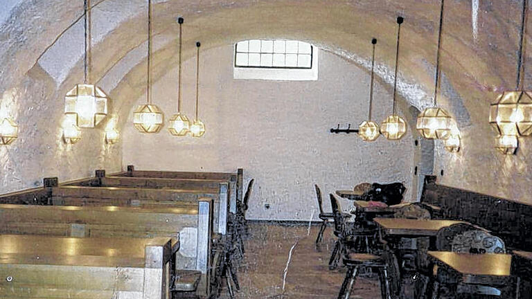 Kahle Wände: So sah der Höchberger Ratskeller aus, bevor Renate Jung ihr Wandgemälde anbrachte.