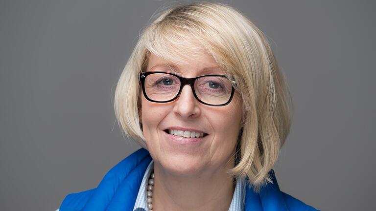Das ist Thea Kohlroß, Bürgermeisterkandidatin der Liste 'Bürger für Schollbrunn' (BfS).