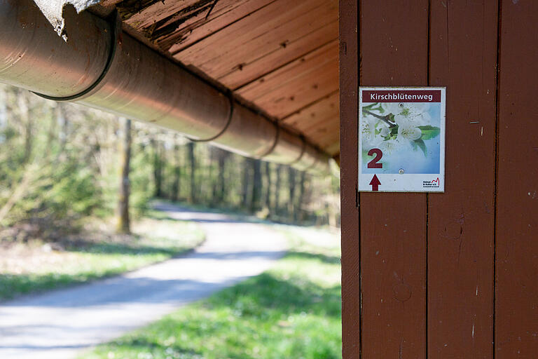 Die Kirschblütenwanderung ist mit der Nr.2 gekennzeichnet. Die Kirschblütenwanderung ist mit der Nr.2 gekennzeichnet.