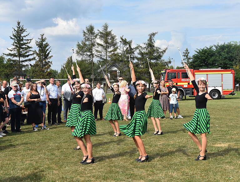 Kulturprogramm beim traditionellen Erntedankfest. Kulturprogramm beim traditionellen Erntedankfest.
