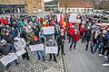 Über 700 Arbeitsplätze in der Region gingen in diesem Jahr beziehungsweise gehen noch verloren. Das Bild zeigt Menschen bei einer Demo gegen den geplanten Stellenabbau von Valeo am 25. Januar.&nbsp;
