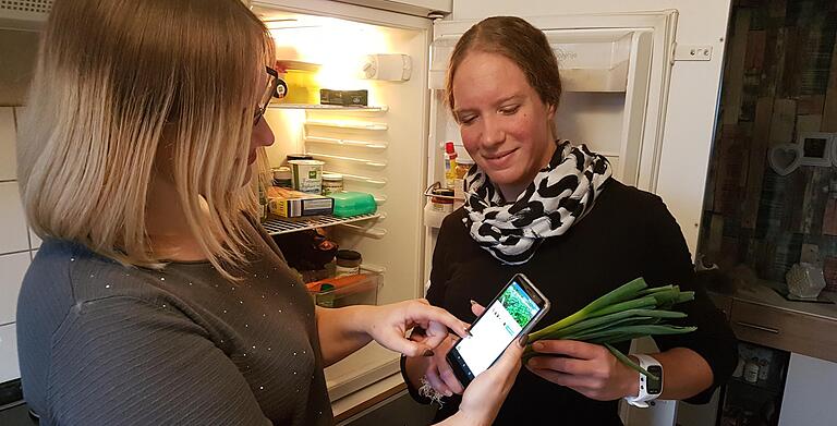 Denise Sendelbach (rechts) und Jennifer Ashley haben Foodsharing Marktheidenfeld ins Leben gerufen.&nbsp;