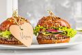 Burger mit pflanzlichem Patty oder Fleisch? Vegane Ernährung wird heiß diskutiert. Was sagt eine Würzburger Diätassistentin dazu?