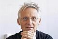 Das Hörbuch &bdquo;Fallbeil für Gänseblümchen. Der Spionageprozess gegen Elli Barczatis und Karl Laurenz im Originalton&ldquo; wird mit dem Deutschen Hörbuchpreis 2014 ausgezeichnet. Den Preis bekommen der aus Haßfurt stammende Autor Maximilian Schönherr (unser Bild) und Regisseur Nikolai von Koslowski.