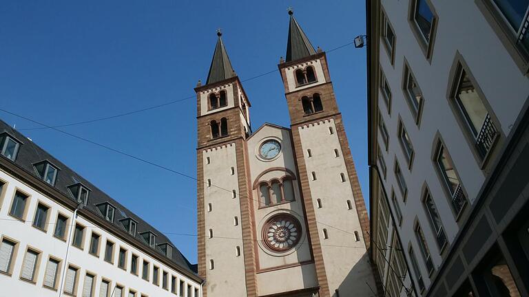 Der Dom des Würzburger Bistums: Am Dienstag urteilte das Oberlandesgericht Bamberg im andauernden Rechtsstreit der Diözese mit dem ehemaligen SBW-Geschäftsführer.