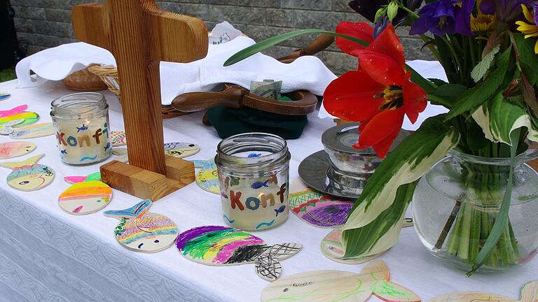 Altarschmuck KU 3 Gottesdienst Altarschmuck KU 3 Gottesdienst