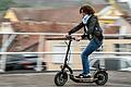 Seit 2019 sind E-Scooter in Würzburg erlaubt. Nun gibt es eine Diskussion über deren Gefahrenpotential.