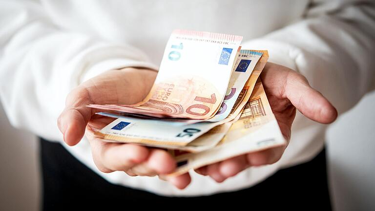 Wie viel Geld haben die Menschen im Kreis zur Verfügung?