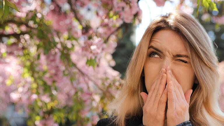 Menschen, die gegen Pollen allergisch sind, können den Frühling oft nicht genießen.       -  Menschen, die gegen Pollen allergisch sind, können den Frühling oft nicht genießen.