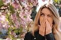 Menschen, die gegen Pollen allergisch sind, können den Frühling oft nicht genießen.       -  Menschen, die gegen Pollen allergisch sind, können den Frühling oft nicht genießen.