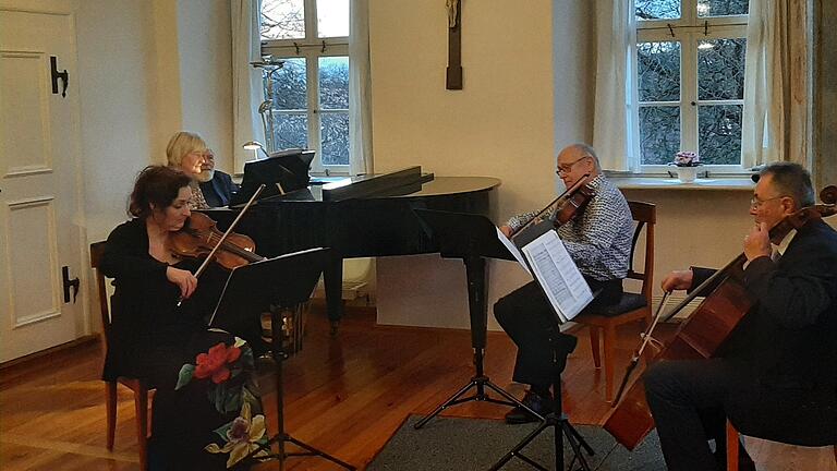 Das K. und K. Klavierquartett beim Konzert im Schloss Wolzogen.