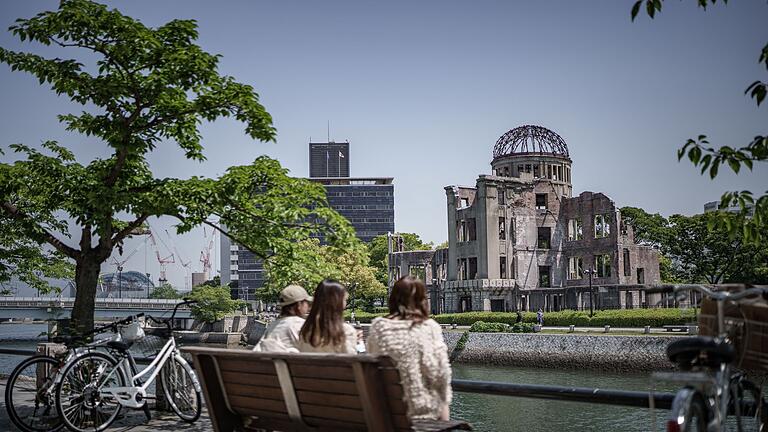 Friedensnobelpreis - Bekanntgabe - Als am 6. August 1945 die Atombombe in Hiroshima explodierte, blieb in der Gegend nur der Genbaku Dome stehen. Heute ist er das Hiroshima-Friedensdenkmal. (Archivfoto) Friedensnobelpreis - Bekanntgabe - Als am 6. August 1945 die Atombombe in Hiroshima explodierte, blieb in der Gegend nur der Genbaku Dome stehen. Heute ist er das Hiroshima-Friedensdenkmal. (Archivfoto)