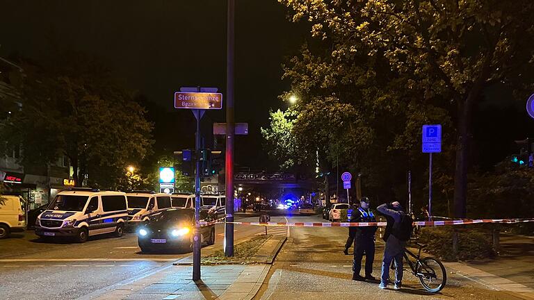 Blindgänger im Schanzenviertel gefunden - Evakuierung       -  Der Bereich um den Fundort der Bombe wurde weiträumig abgesperrt.