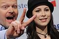 Stefan Raab       -  Früher stand Deutschland besser da: Stefan Raab im Jahr 2010 mit ESC-Siegerin Lena Meyer-Landrut. (Archivbild)