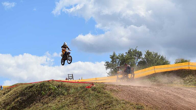 Motocross in Bramberg. Eindrücke vom Renntag am Samstag.