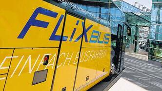 FlixBus in Hamburg: Innerhalb eines Jahres haben sich zahlreiche Fernbus-Linien am Markt etabliert.