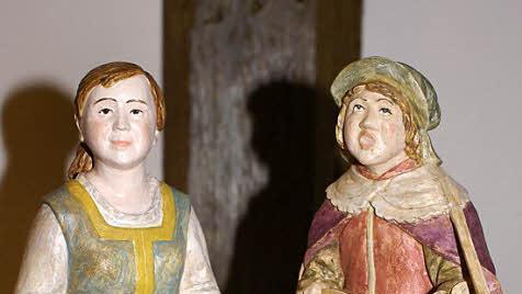 Kaspar von der Rhön als Holzfigur, zusammen mit der Münnerstädter Schnitterin Foto: Hubert Breitenbach       -  Kaspar von der Rhön als Holzfigur, zusammen mit der Münnerstädter Schnitterin Foto: Hubert Breitenbach