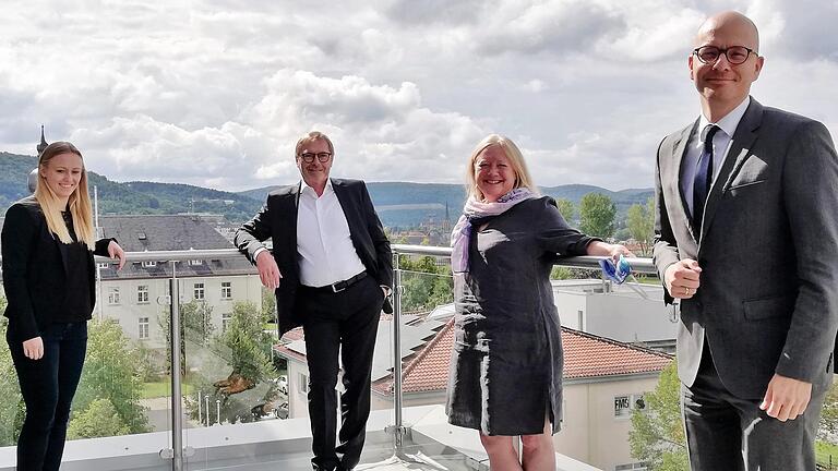 Bad Kissingen als Zentrum zukunftsfähiger Gesundheitswirtschaft wünschen sich (von links) Sophie Kobler (Zentrum für Telemedizin), Kunibert Schäfer (Geratherm Respiratory), Dr. Elisabeth Müller (Laboklin) und Oberbürgermeister Dr. Dirk Vogel  Foto: Sigismund von Dobschütz       -  Bad Kissingen als Zentrum zukunftsfähiger Gesundheitswirtschaft wünschen sich (von links) Sophie Kobler (Zentrum für Telemedizin), Kunibert Schäfer (Geratherm Respiratory), Dr. Elisabeth Müller (Laboklin) und Oberbürgermeister Dr. Dirk Vogel  Foto: Sigismund von Dobschütz