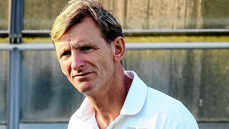 Fußball, Bayernliga, Würzburger FV - 1. FC Sand - Christian Graf, aufgenommen im August 2015 während seiner Zeit als Trainer beim Bayernligisten Würzburger FV. Fußball, Bayernliga, Würzburger FV - 1. FC Sand - Christian Graf, aufgenommen im August 2015 während seiner Zeit als Trainer beim Bayernligisten Würzburger FV.