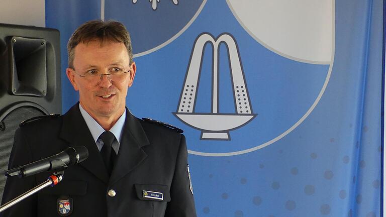 Im Rahmen der Feierstunde verabschiedete die Bundespolizei Oerlenbach den Leiter des Lehrbereiches des Bundespolizeiaus- und -fortbildungszentrums Jürgen Kreckel. Er wechselt auf eigenen Wunsch nach Würzburg.       -  Im Rahmen der Feierstunde verabschiedete die Bundespolizei Oerlenbach den Leiter des Lehrbereiches des Bundespolizeiaus- und -fortbildungszentrums Jürgen Kreckel. Er wechselt auf eigenen Wunsch nach Würzburg.