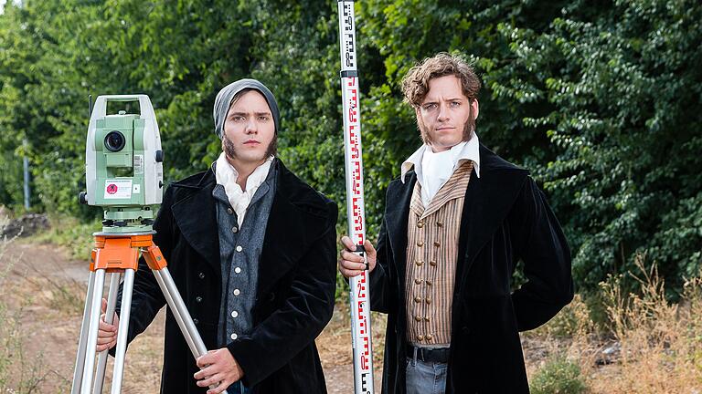 Martin Behlert und David Meyer spielen die beiden Wissenschaftler. Martin Behlert und David Meyer spielen die beiden Wissenschaftler.