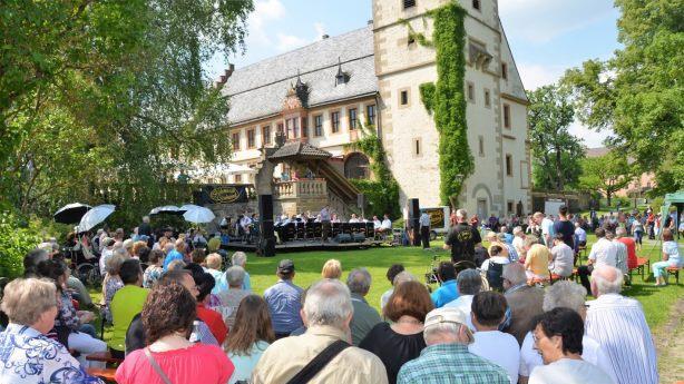 Zum Sommerfest mit viel Musik und Unterhaltung lädt das Kloster Maria Bildhausen am 6./7. Juli ein. Tonya Schulz       -  Zum Sommerfest mit viel Musik und Unterhaltung lädt das Kloster Maria Bildhausen am 6./7. Juli ein. Tonya Schulz