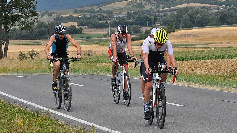 Mehr als ein Seitenblick in die malerische Umgebung des Haßgaus ist auf der 93 Kilometer langen Rad-Strecke kaum machbar.