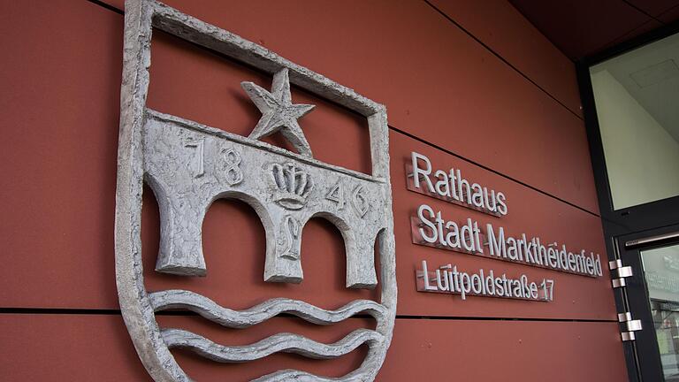 Im Marktheidenfelder Rathaus wird derzeit eine kommunale Wirtschaftsförderung aufgebaut. (Symbolbild) Im Marktheidenfelder Rathaus wird derzeit eine kommunale Wirtschaftsförderung aufgebaut. (Symbolbild)