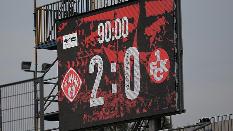 Kickers besiegen Kaiserslautern mit 2:0