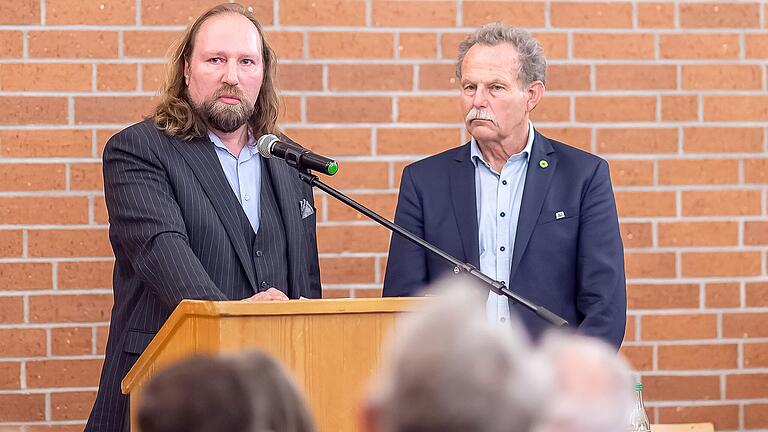 Paul Knoblach mit Toni Hofreiter bei einer Grünen-Veranstaltung im Februar in Schweinfurt. Paul Knoblach mit Toni Hofreiter bei einer Grünen-Veranstaltung im Februar in Schweinfurt.